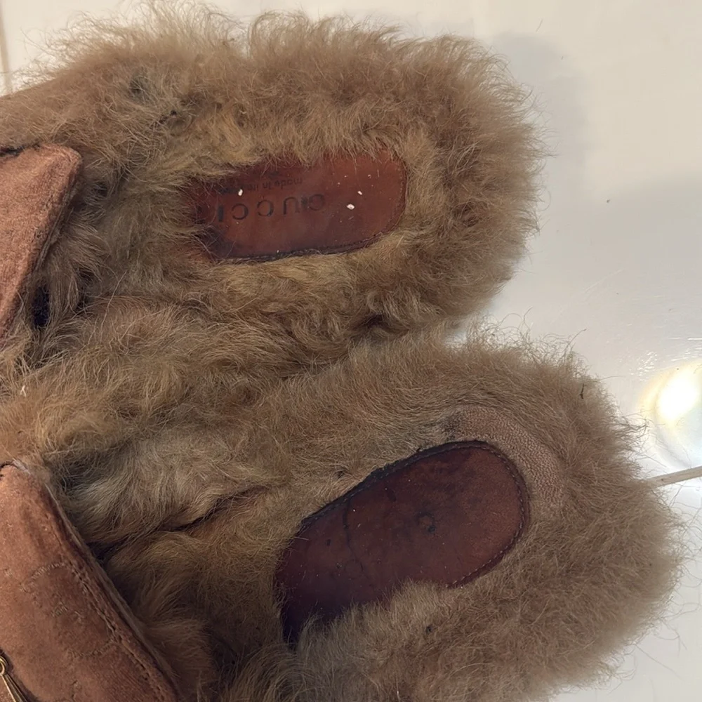 Gucci Tan Velvet Fur-Lined Mules - Picture 4 of 4
